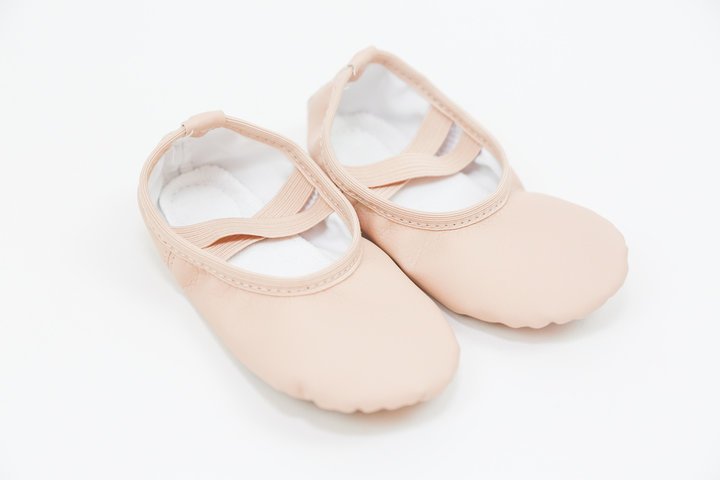 best tips to choose your ballet shoes
